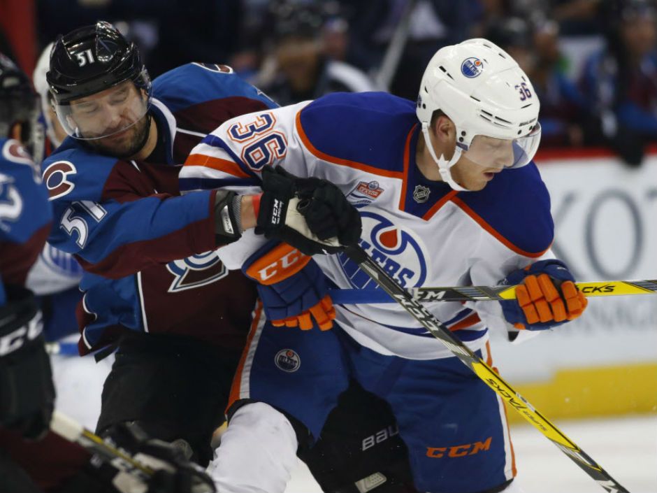 McDavid's Oilers, MacKinnon's Avalanche poised to meet in Western  Conference final - Vancouver Island Free Daily