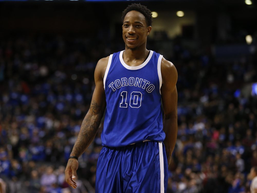 Demar derozan cheap toronto huskies jersey