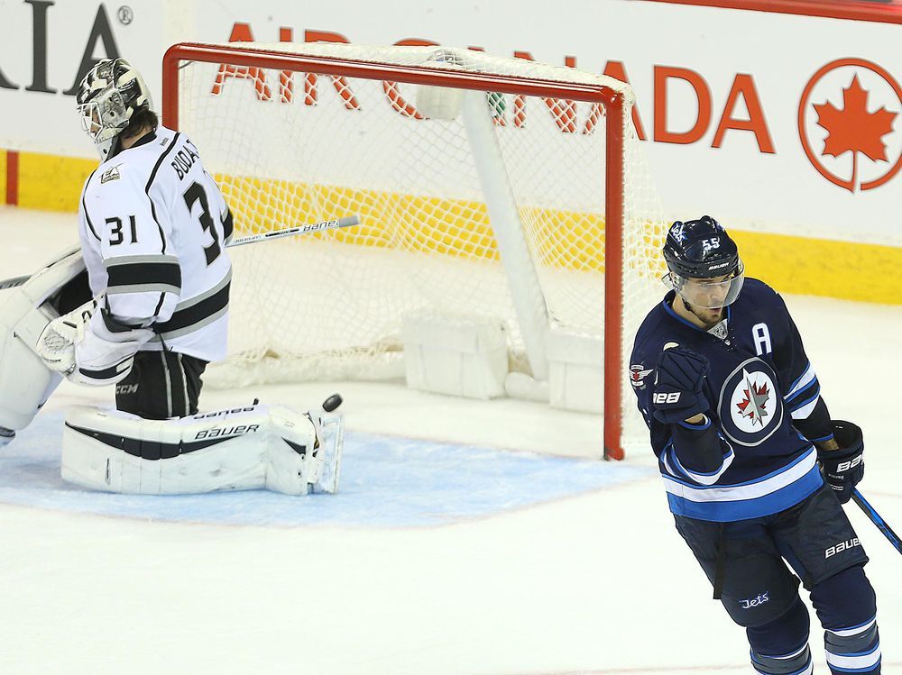 Jets' Scheifele scores 32 seconds into OT to defeat Kings