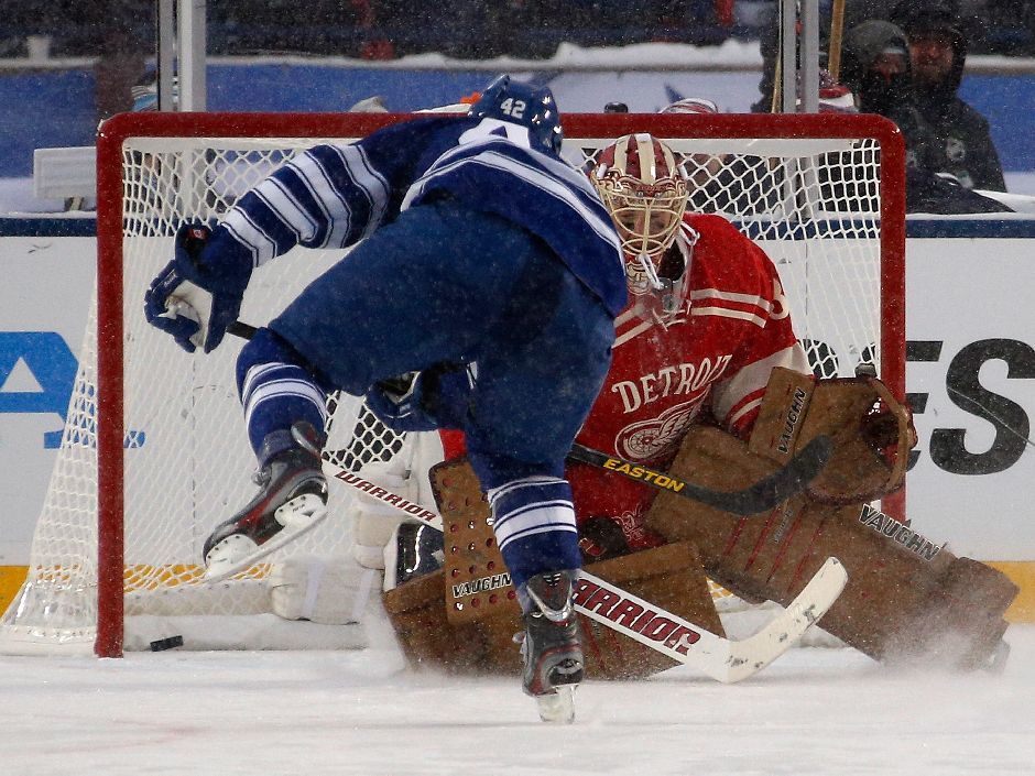 PHOTOS: Red Wings vs. Maple Leafs outdoors at the NHL Centennial Classic