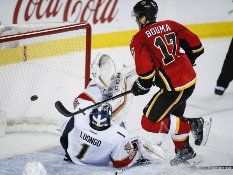 Matthew Tkachuk scores shootout winner as Flames beat Devils - The Globe  and Mail