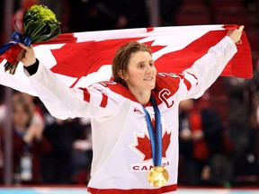 Hayley Wickenheiser, a four-time Olympic gold medallist and a women's hockey trail blazer in Canada, announced her retirement from the sport on Friday.