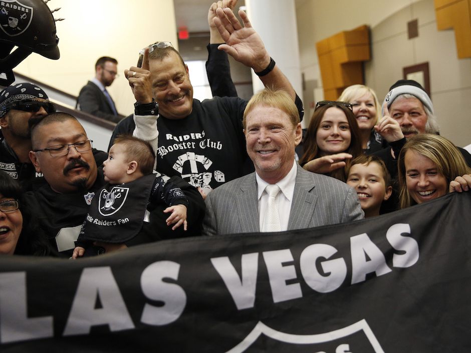 A significant step': Oakland Raiders file paperwork to move to Las