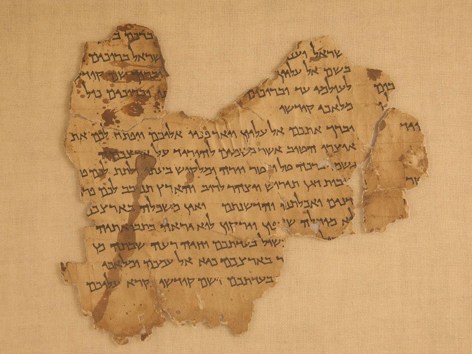 Space-Age Techniques Find New Meaning in Dead Sea Scroll - The New York  Times