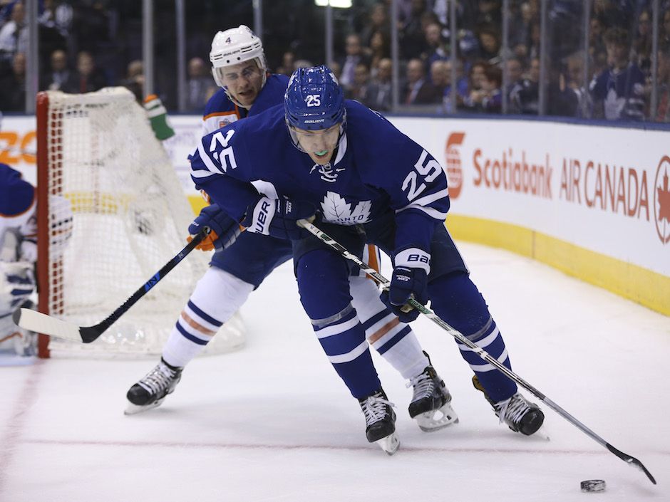Maple Leafs' Mitchell Marner raises concern about NHL returning