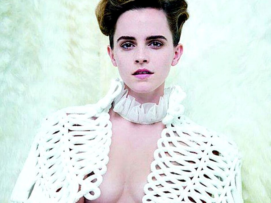 Emma Watson Side Boob : u/zakdellar