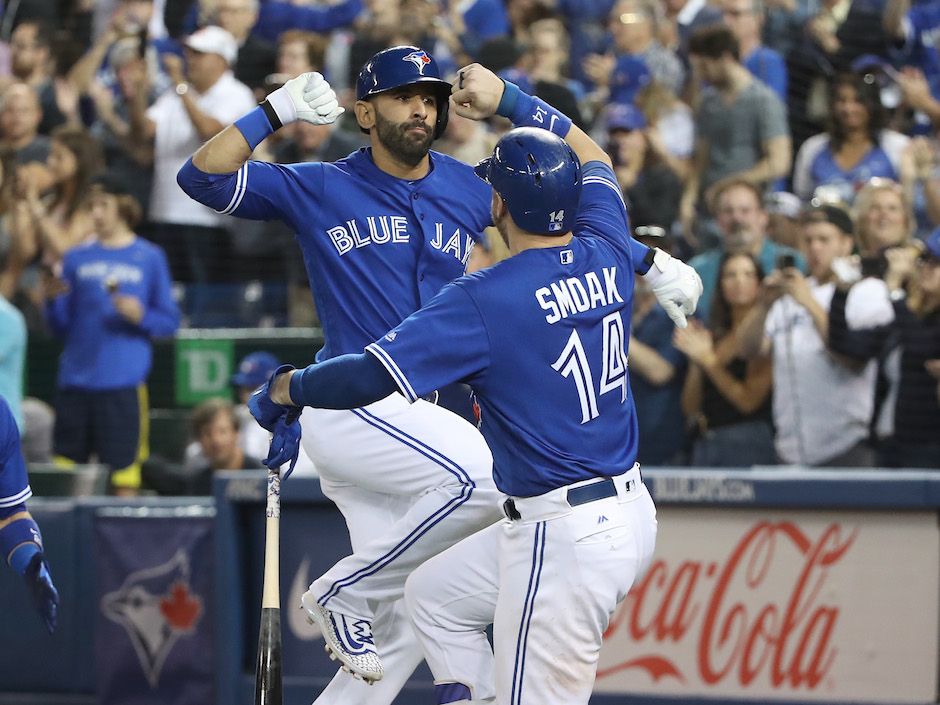 Jose Bautista blasts game-tying homer with two outs in the ninth
