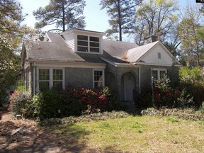 The listing described the property as a "diamond in the rough" while also stating that "little is known about condition".