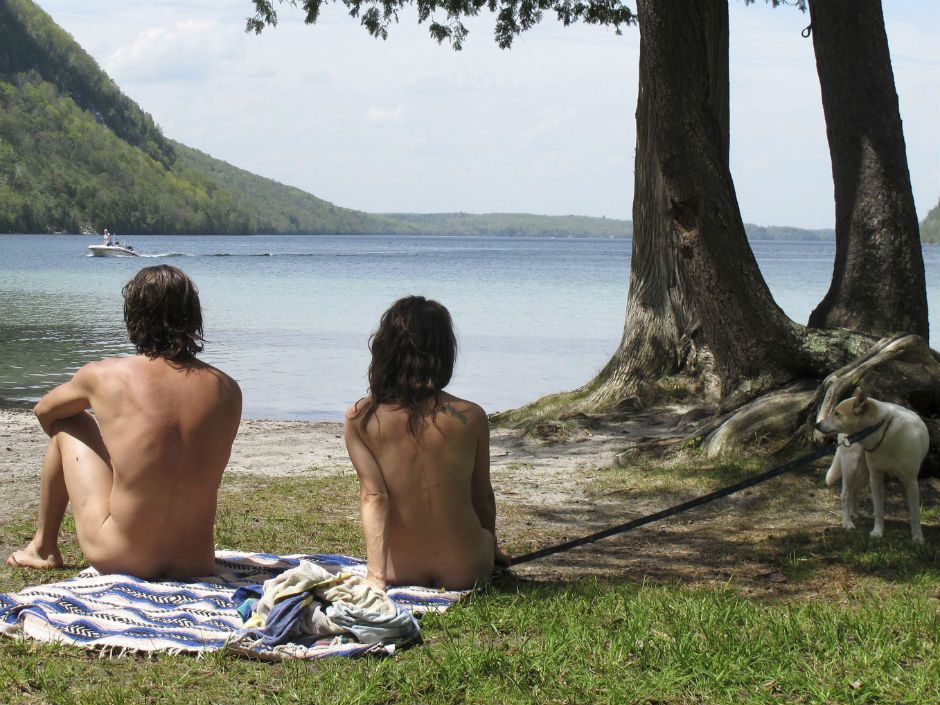 Discovering Lake Willoughby Nude Beach: A Hidden Gem in Vermont