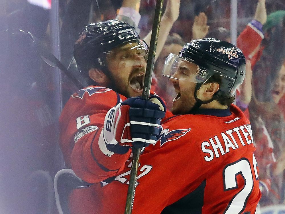 Penguins fans use Alex Ovechkin marriage news to make bad ring jokes