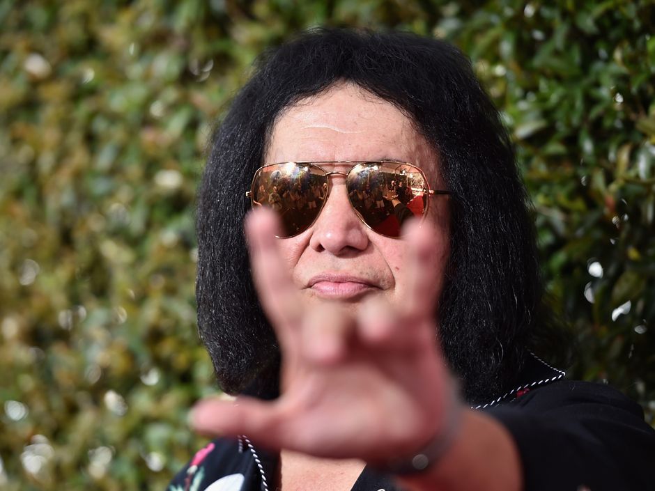 Gene Simmons is hoping to trademark the 'devil horns' hand gesture ...