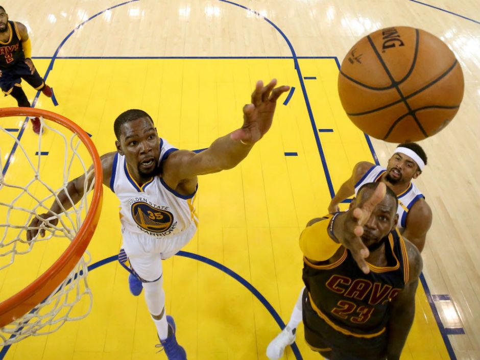 N.B.A. Finals: How the Cavs Toppled the Warriors in Record-Setting Fashion  - The New York Times