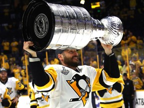 Fresh off winning the Stanley Cup, defenceman Ron Hainsey was signed by the Toronto Maple Leafs as a free agent on Saturday, July 1.