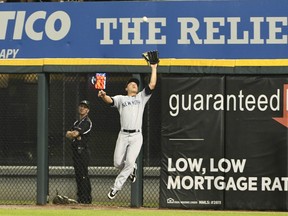 The Blue Jays acquired Rob Refsnyder from the Yankees.