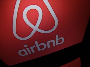 Logo of online lodging service Airbnb