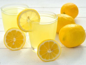 An image of lemonade.