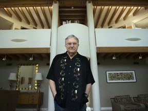 In this July 27, 2017 photo, singer-songwriter Randy Newman poses for a portrait at his home in Pacific Palisades, Calif., to promote his album, "Dark Matter." (Photo by Jordan Strauss/Invision/AP)