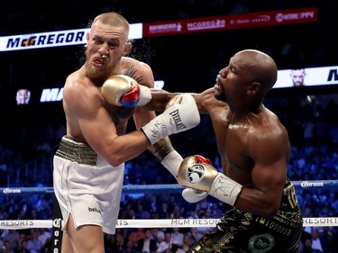 Another solid punch landed by Floyd Mayweather Jr.