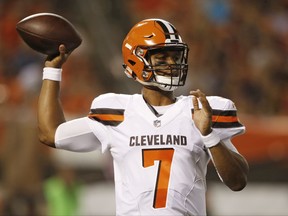 Cleveland Browns quarterback DeShone Kizer (7) passes against the New York Giants in the first half of an NFL preseason football game, Monday, Aug. 21, 2017, in Cleveland. (AP Photo/Ron Schwane)