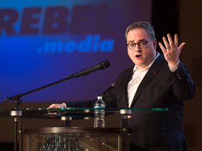 Ezra Levant speaks at a rally for Rebel Media in February 2017.