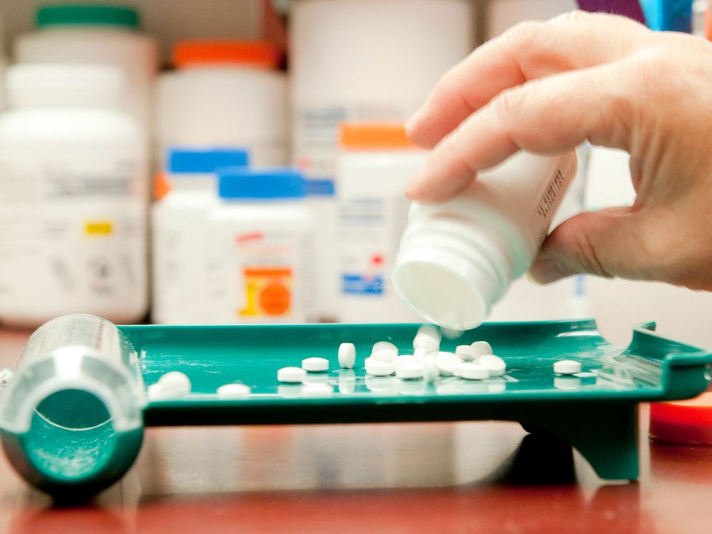 Ottawa proposes making OTC codeine pills prescription-only after years ...