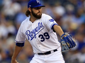Kansas City Royals starting pitcher Jason Hammel delivers to a Chicago White Sox batter during the first inning of a baseball game at Kauffman Stadium in Kansas City, Mo., Monday, Sept. 11, 2017. (AP Photo/Orlin Wagner)