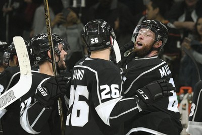 Marty McSorley hopes Kings can escape stick curse