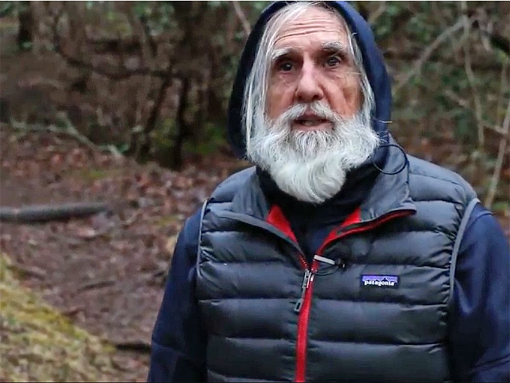 At 82 Grey Beard Becomes The Oldest Man To Hike The Entire Appalachian Trail In One Year