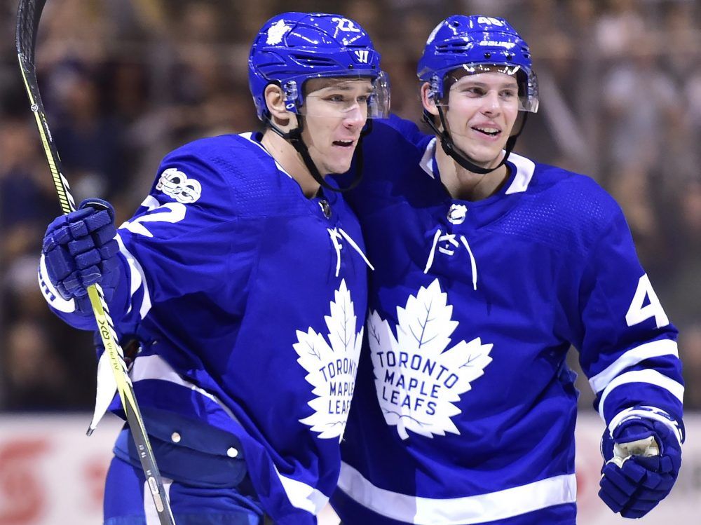 Looking cool off the ice: 2 Leafs players design part of men's suit for  Centennial Classic