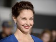 Hollywood actress Ashley Judd says Harvey Weinstein made sexual advances toward her two decades ago.