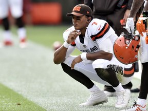 Cleveland Browns quarterback DeShone Kizer watches from the sidelines during the second half of an NFL football game against the New York Jets, Sunday, Oct. 8, 2017, in Cleveland. (AP Photo/David Richard)