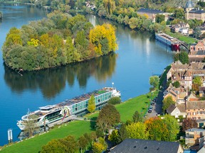 Tauckís Rendezvous on the Seine river cruise offes a full cultural immersion of Franceís beautiful Normandy region.