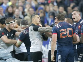 New Zealand's Sonny Bill Williams has altercation breaks out with the French team during a rugby union international match at Stade de France stadium in Saint Denis, outside Paris, France, Saturday, Nov. 11, 2017. (AP Photo/Michel Euler)