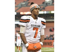 Cleveland Browns quarterback DeShone Kizer walks off the field after the Baltimore Ravens defeated the Browns 27-10 in an NFL football game, Sunday, Dec. 17, 2017, in Cleveland.