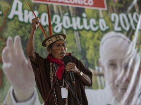 Ashaninka David Barbosa addresses a meeting by Amazonian indigenous in Puerto Maldonado, Madre de Dios province, Peru, Thursday, Jan. 18, 2018, one day before Pope Francis arrives to Peru's Amazon.