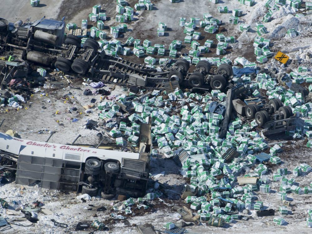 Humboldt Broncos Bus Crash: What The Photos Show About The Point Of ...