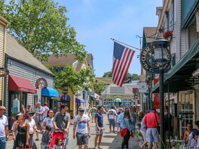 Newport boasts one of America’s largest collections of colonial homes and 17th-century neighbourhoods like Bannister’s Wharf