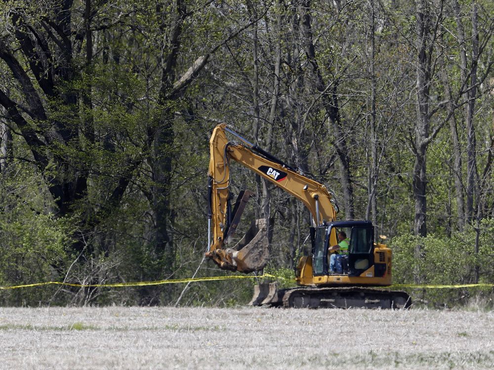 Police Fear As Many As Seven Girls, Missing For Decades, Could Be ...