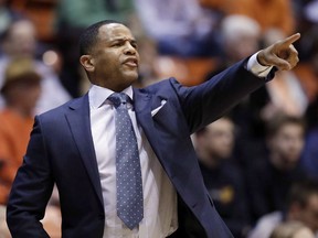 Pacific coach Damon Stoudamire directs his team during the first half of the team's NCAA college basketball game against Gonzaga on Saturday, Dec. 31, 2016, in Stockton, Calif. Former Toronto Raptors star Stoudamire leaned back on a couch at a downtown office and recalled the team's early days when he anchored an expansion squad that would struggle for years.THE CANADIAN PRESS/AP/Marcio Jose Sanchez
