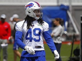Buffalo Bills rookie linebacker Tremaine Edmunds (49) takes part in drills during the team's NFL football rookie minicamp, Friday, May 11, 2018, in Orchard Park, N.Y.