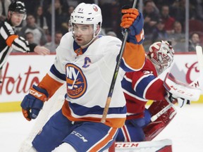 Though he's meeting with five other teams in the next week, don't be surprised if John Tavares choose to re-sign with the New York Islanders.