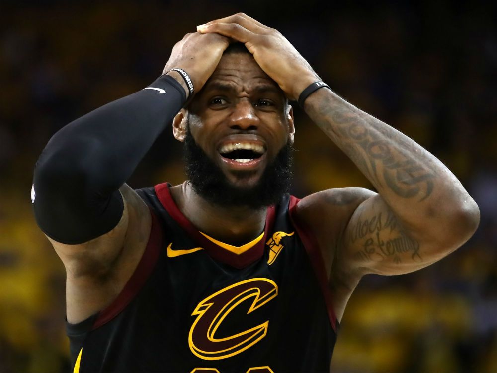 NBA superstar LeBron James calls Hamas attacks on Israel 'tragic - Erie  News Now