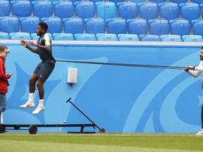 Brazil's Fred, 2nd left, exercises during Brazil's official training on the eve of the group E match between Brazil and Costa Rica at the 2018 soccer World Cup in the St. Petersburg stadium in St. Petersburg, Russia, Thursday, June 21, 2018.