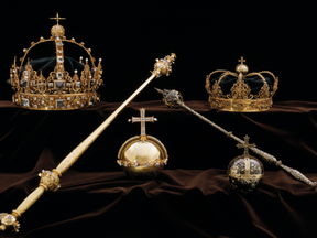 Two thieves stole one 17th century golden orb and two crowns.