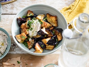 Fried eggplant with walnut tarator