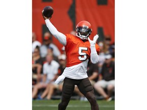 Cleveland Browns quarterback Tyrod Taylor throws a pass during NFL football training camp Sunday, Aug. 12, 2018, in Berea, Ohio.