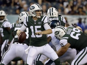 New York Jets' Josh McCown looks to pass during the first half of the team's preseason NFL football game against the Philadelphia Eagles, Thursday, Aug. 30, 2018, in Philadelphia.