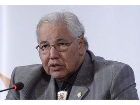 Justice Murray Sinclair speaks at the Truth and Reconciliation Commission in Ottawa on Tuesday, June 2, 2015. Sen. Murray Sinclair says an Alberta United Conservative plan to pick up the legal tabs of pro-pipeline First Nations is an example of age-old "divide-and-conquer" tactics.