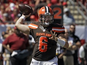 Cleveland Browns quarterback Baker Mayfield (6) throws a pass against the Tampa Bay Buccaneers during the first half of an NFL football game Sunday, Oct. 21, 2018, in Tampa, Fla.