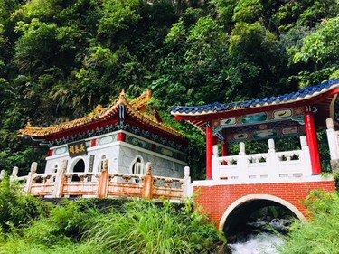 The Eternal Spring Shrine commemorates the 226 people who died building the highway through Taroko National Park.